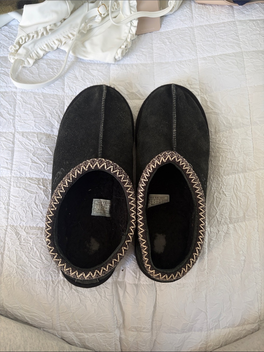UGG Australia Men’s Black Tazmans